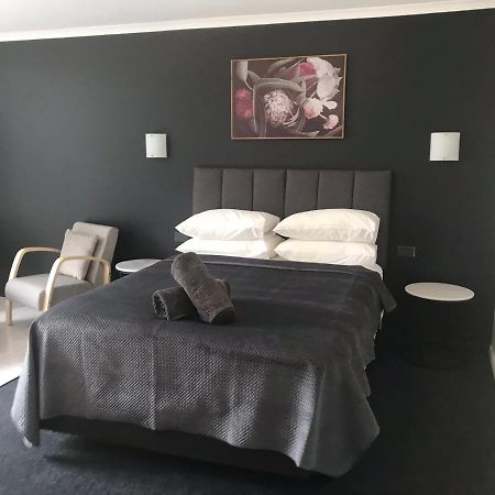 Studio Apartment No 31 Малвела Екстер'єр фото